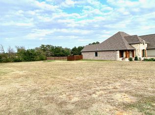 131 Comanche Dr LOT 1130, Gainesville, TX 76240