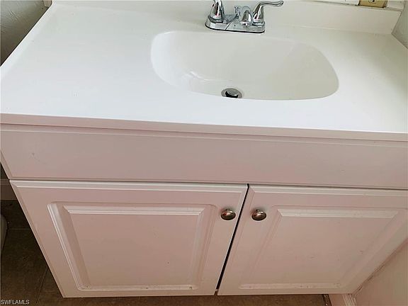 5th image of 3086 Ponce De Leon Dr