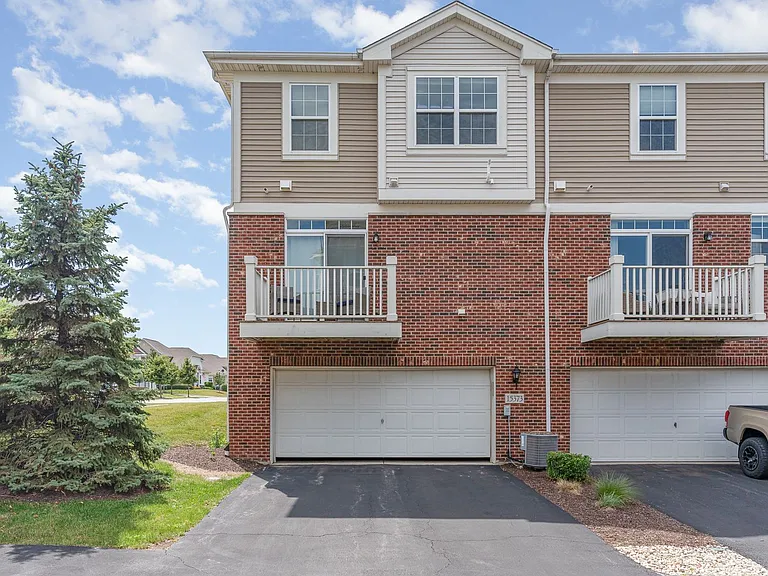 15373 Sheffield Square Pkwy — Photo 16