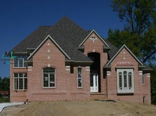 4847 Woodland Hl, Update, MI 48306