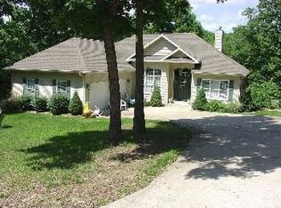 253 Snead Cir, Four Seasons, MO 65049