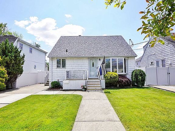 4th image of 592 Rathbun Ave