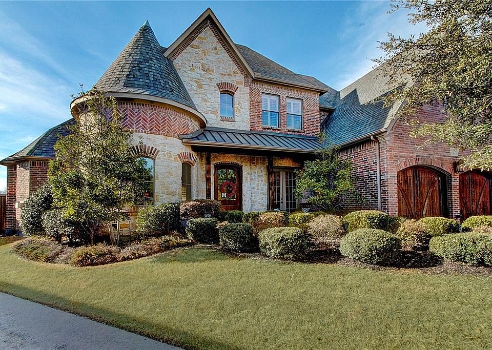 1st image of 7025 Brook Forest Cir