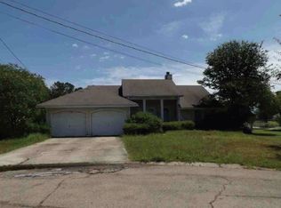 120 N Butternut Dr, Columbus, MS 39705
