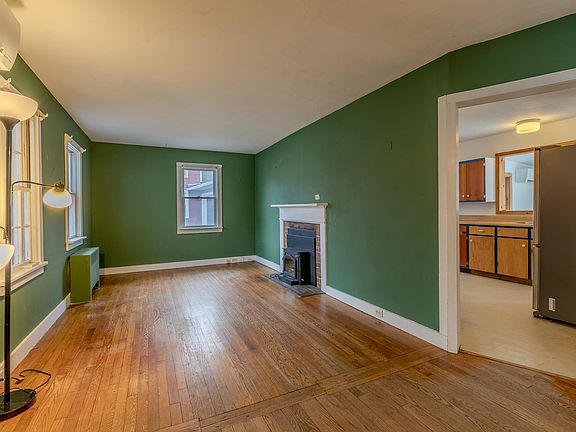3rd image of 446 Highland Avenue