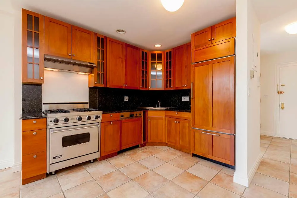 Building Photo - 40 Prince St #5B