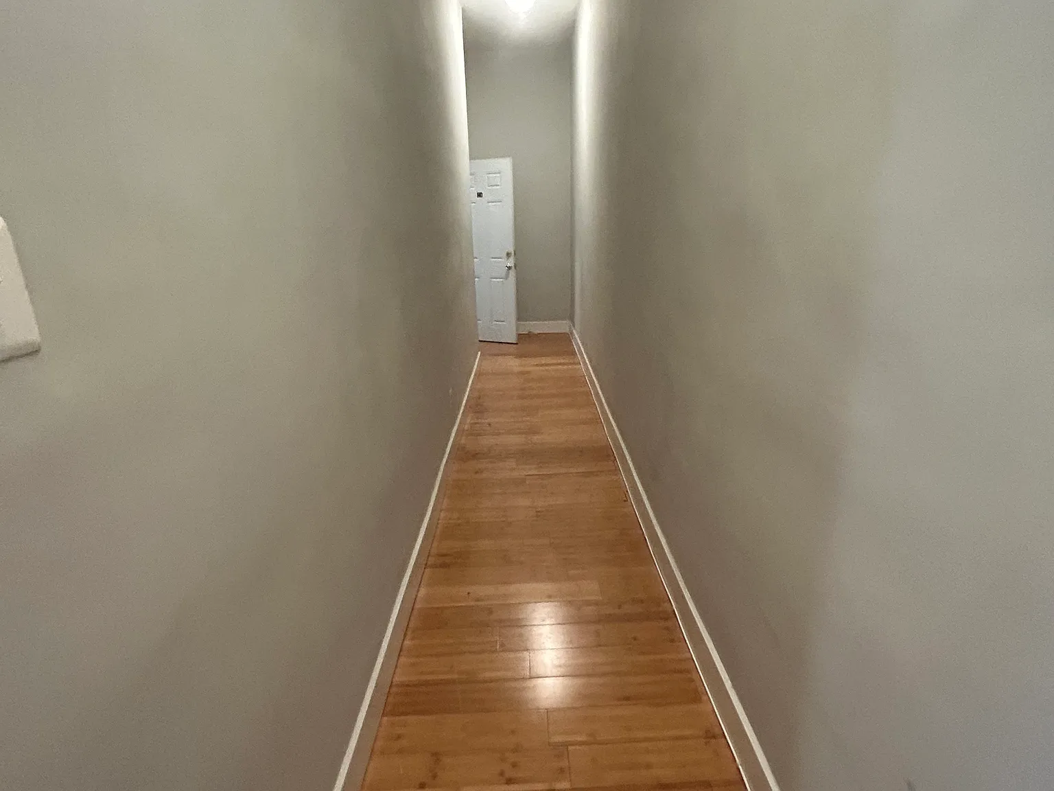 Studio, $890 — Photo 3