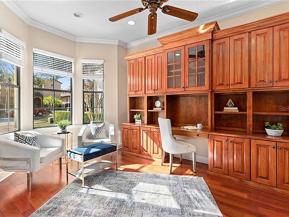 5th image of 1420 Chapman Cir