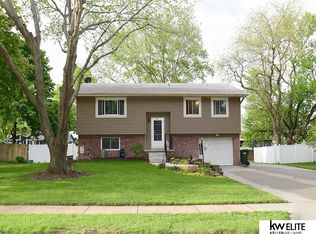 305 Victor Ave, Yutan, NE 68073
