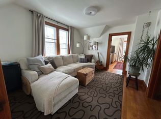 304 E Rosedale Ave UNIT A, Milwaukee, WI 53207