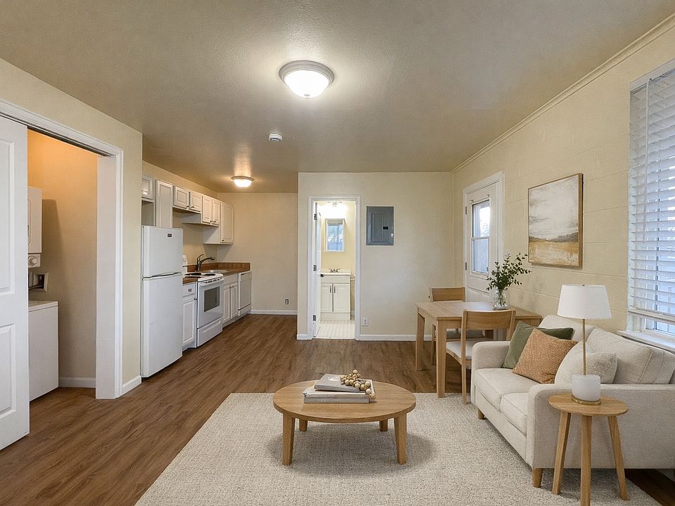 2nd image of 1466 Reed St Unit 4