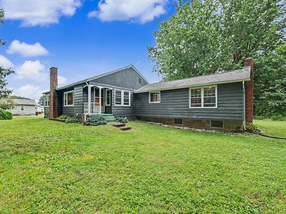 1st image of 193 W Elm St