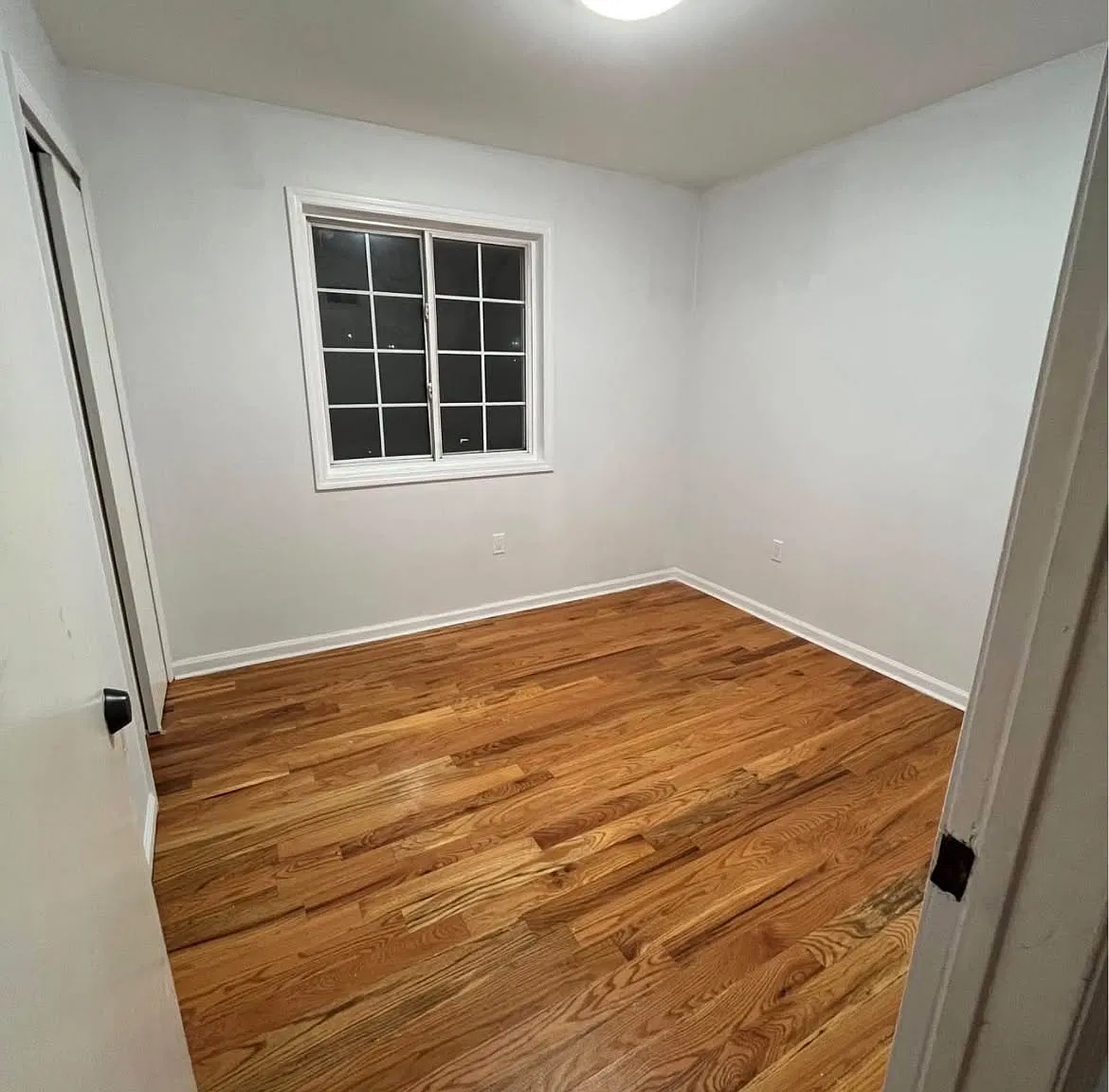 3 bed, $950 — Photo 1