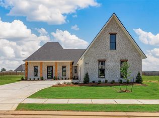 582 Corinth Cir, Bossier City, LA 71111