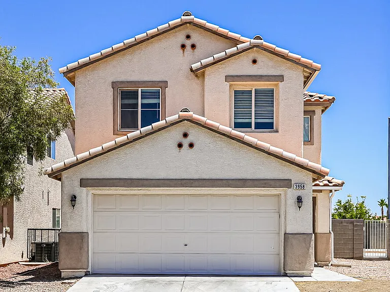 3958 Russet Plains St — Photo 1