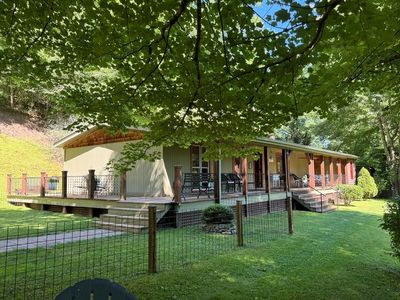 280 Crystal Creek Ln, Whittier, NC, 28789