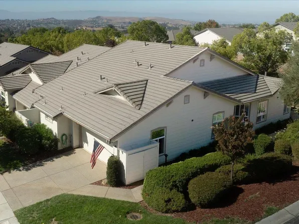 8753 McCarty Ranch Dr, San Jose, CA 95135