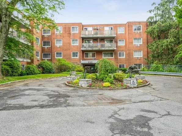 372 Central Park Avenue #3N, Scarsdale, NY 10583