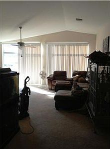 4th image of 379 Lexington Ave SW