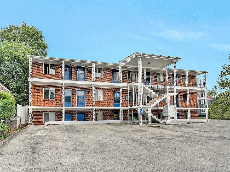 Briskwood Apartments