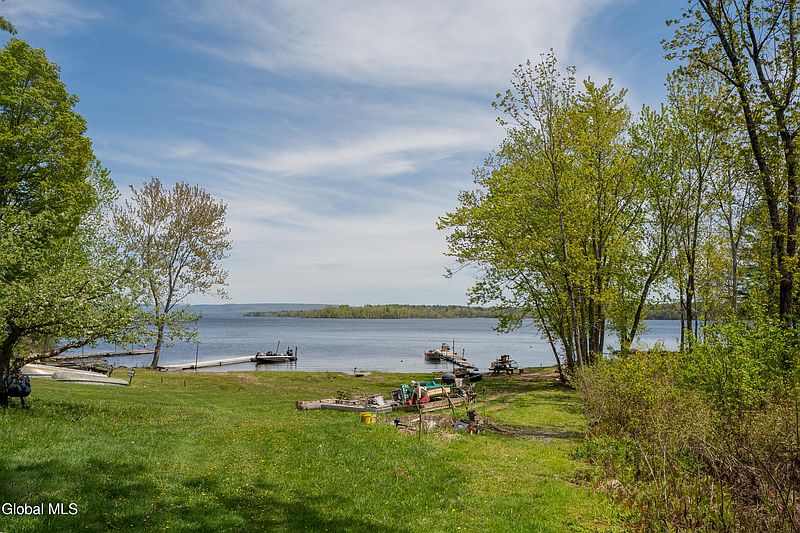 3rd image of 120 Longview Drive