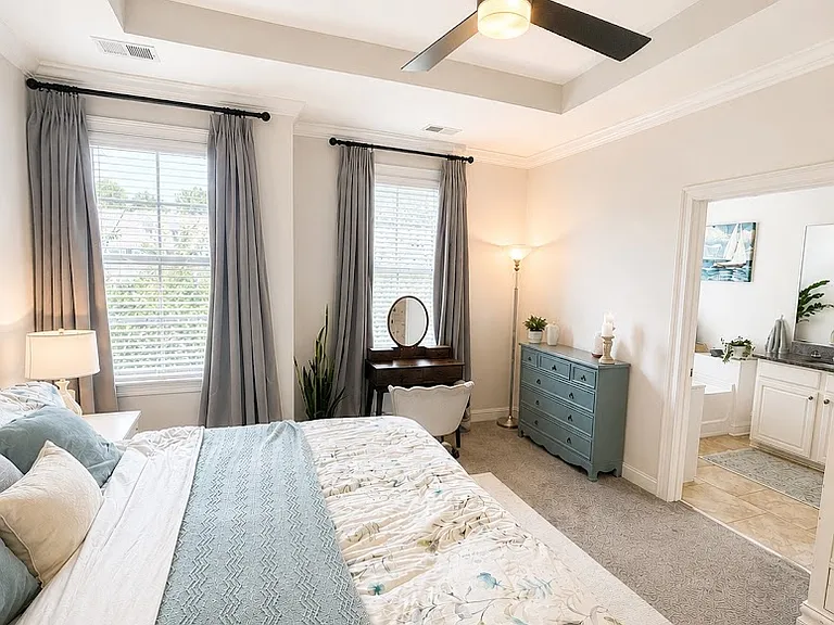 1057 Bowman Woods Dr — Photo 12