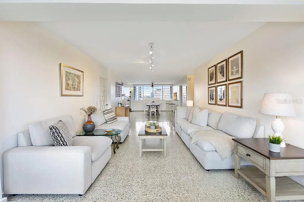 3 bed, 2.0 bath, 1441 sqft, $4,500 — Photo 4