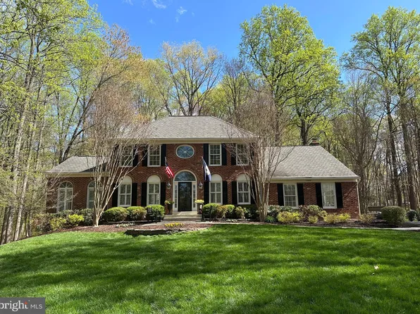 10608 Winslow Dr, Fairfax Station, VA 22039