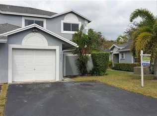 14251 SW 96th Ter, Miami, FL 33186