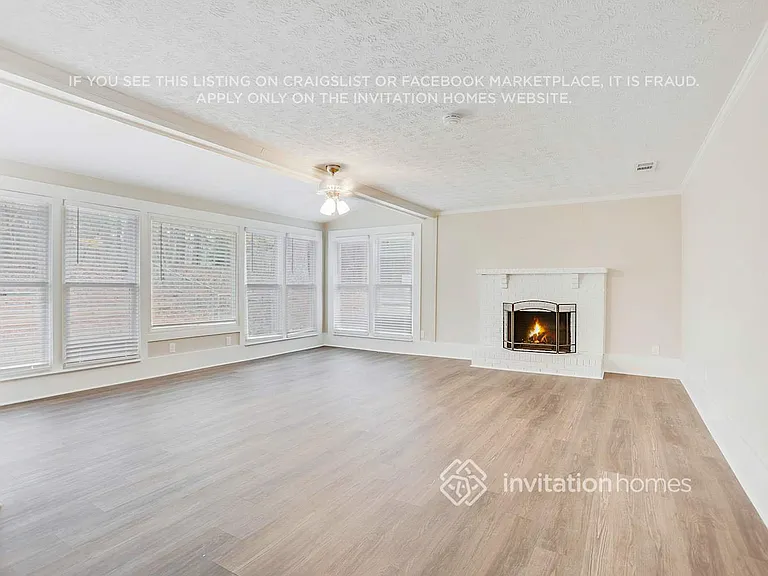 1851 Birch Ct SW — Photo 10