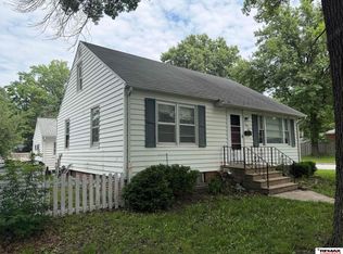 4146 Y St, Lincoln, NE 68503