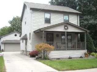 1526 N Division St, Appleton, WI 54911