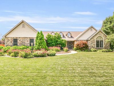 1815 Cobble Creek Dr, Mahomet, IL, 61853