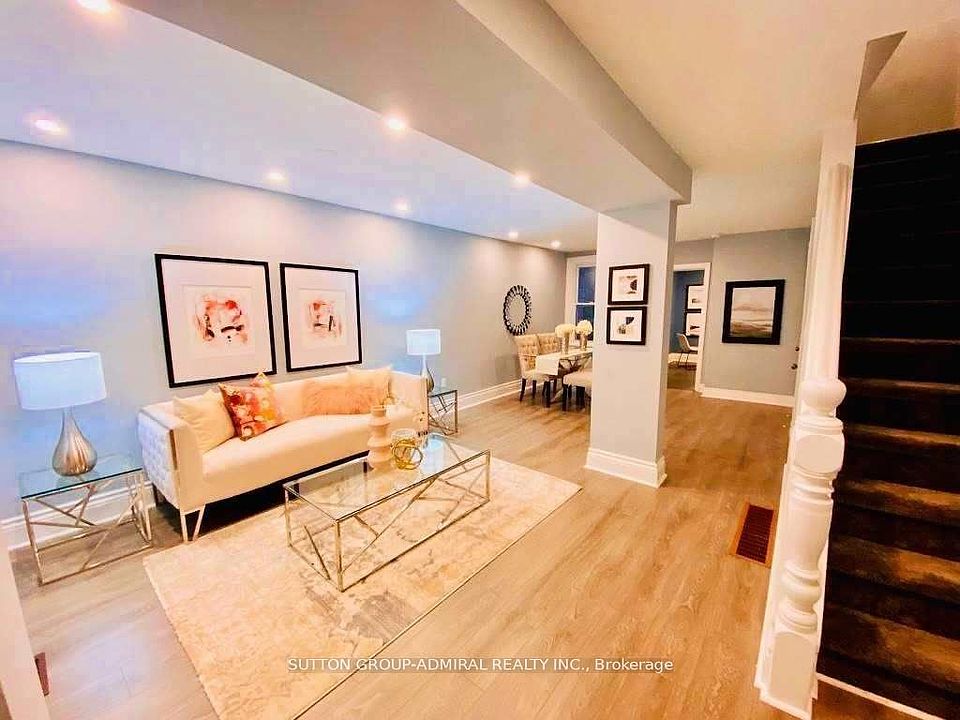 1st image of 123 Lottridge St