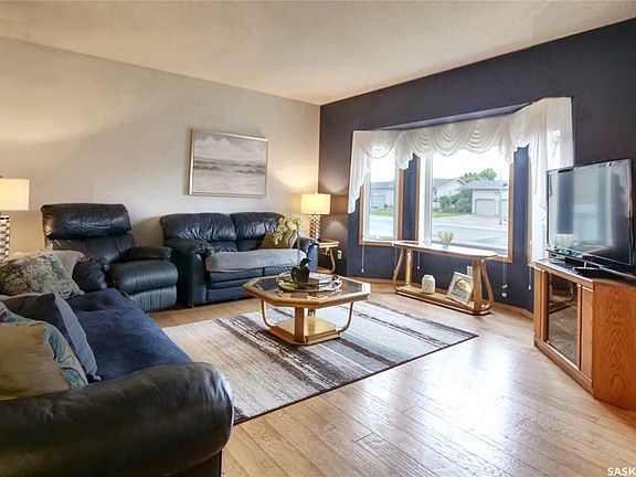 3rd image of 149 Wood Lily Dr
