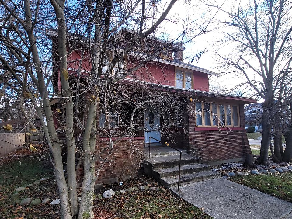 1st image of 956 Benjamin Ave SE