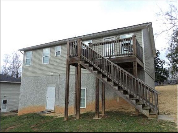 2nd image of 4302 Crestview Dr