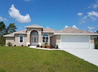 13 Lyndenhurst Ln, Palm Coast, FL 32137