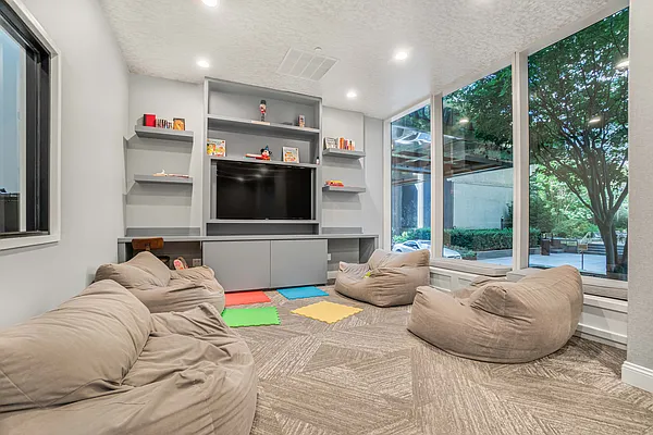 Rented by RSNY Realty | media 51