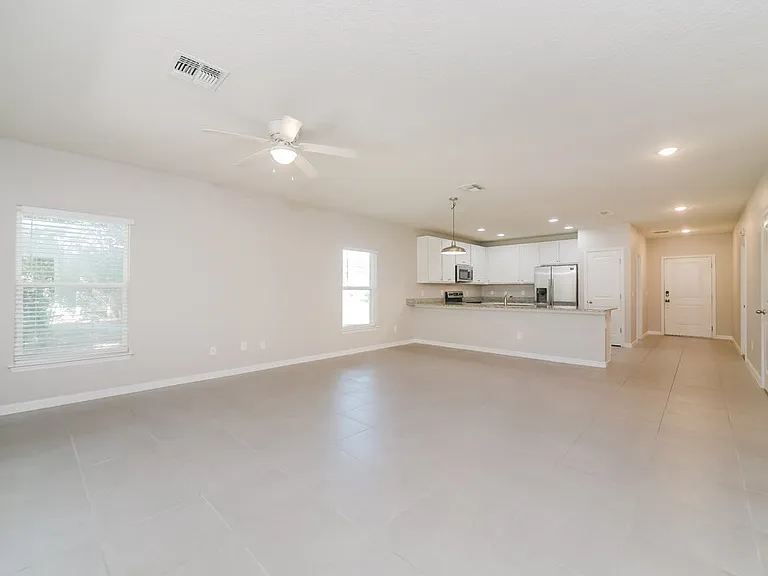 326 Caldbeck Way — Photo 4