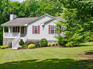 250 Oak Garden Dr, Boones Mill, VA 24065