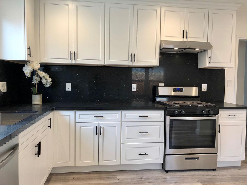 1st image of 5204 Selmaraine Dr