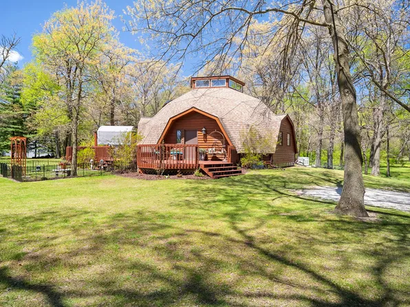 20616 Bauer Rd, Wilmington, IL 60481