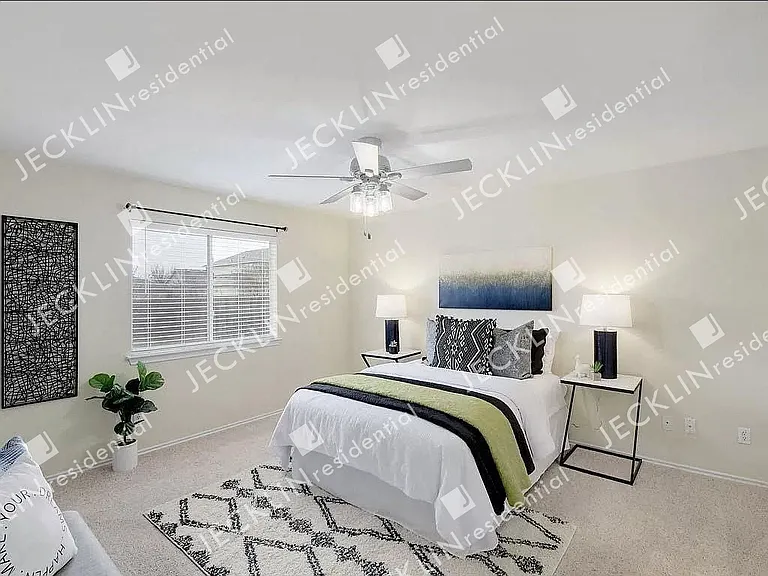 206 Mossy Rock Dr — Photo 12