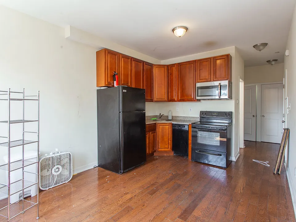 1802 Willington St #2