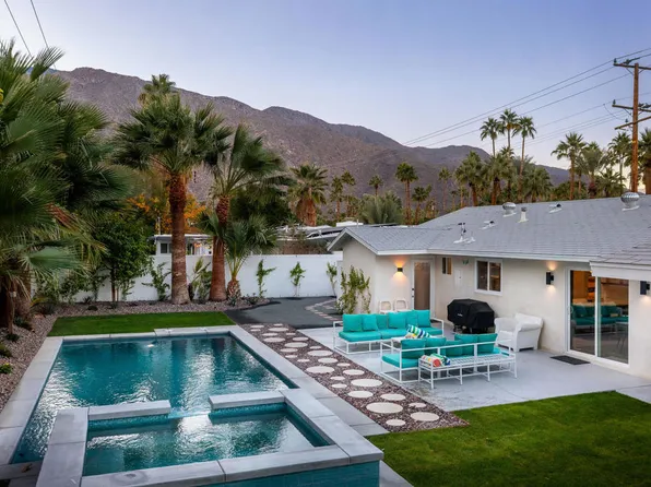 1125 E Sunny Dunes Rd, Palm Springs, CA 92264