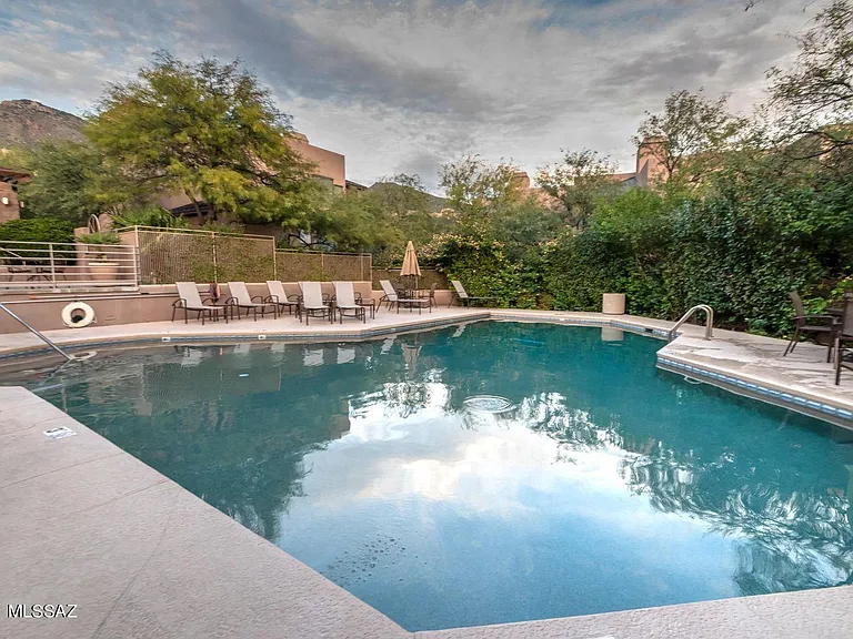 6655 N Canyon Crest Dr #1107 — Photo 2
