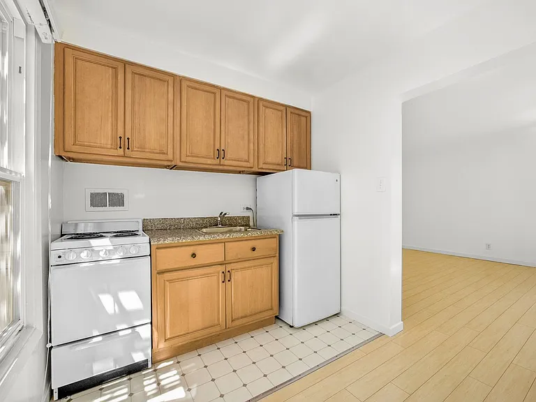 435 Euclid Ave #386R — Photo 9