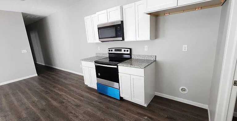 341 N Joann St #343 — Photo 4