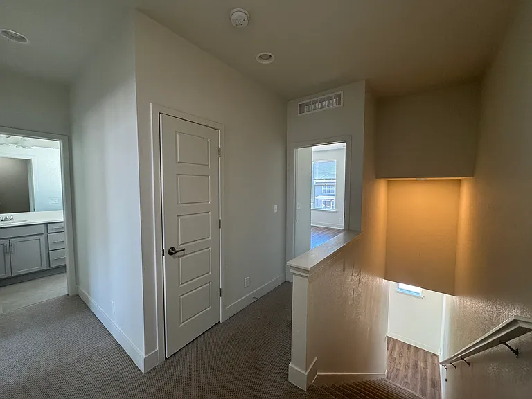 2120 Alcott Way — Photo 17